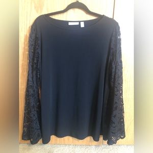 Susan Graver black top with bell lace sleeves XL